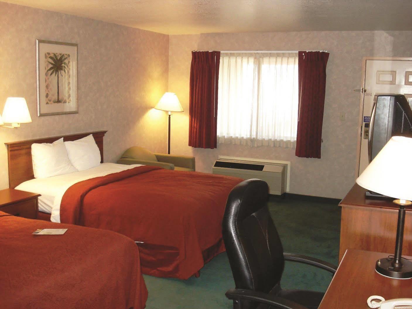 Holiday Inn Express Oakdale, An Ihg Hotel Esterno foto